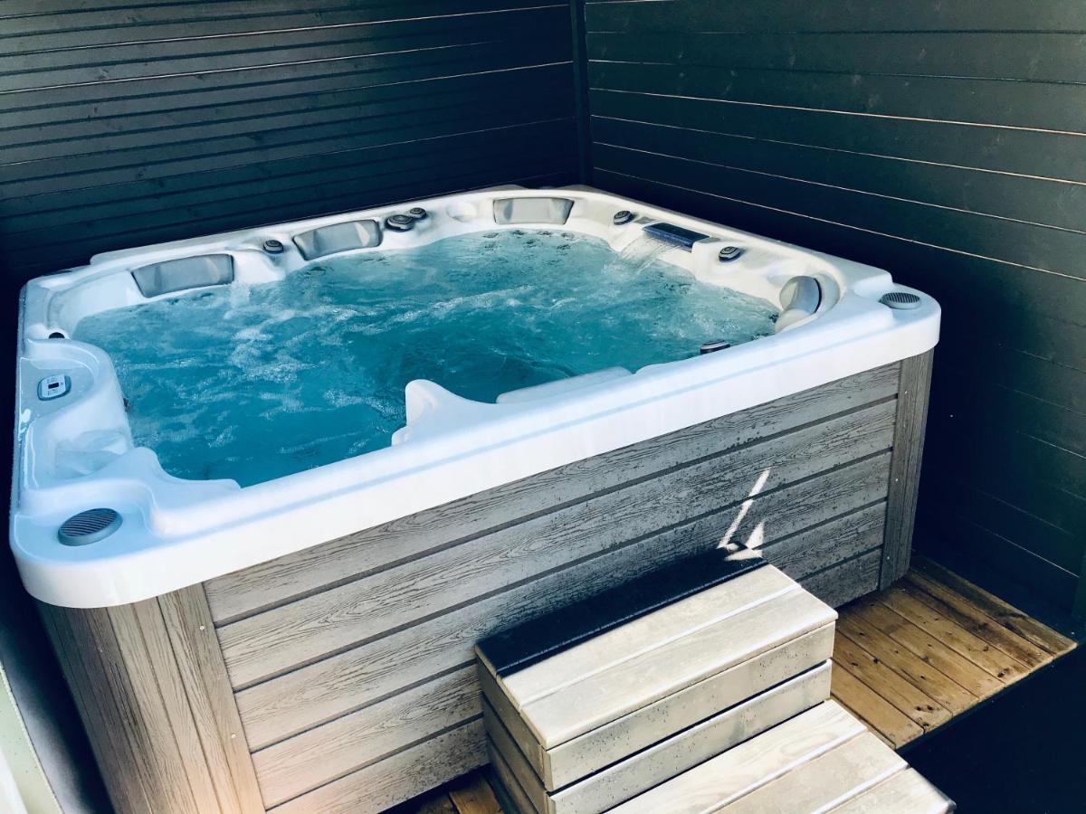 Guesthouse La Costiere - Logements Independants - Espace Piscine Jacuzzi Lunel  Exterior foto