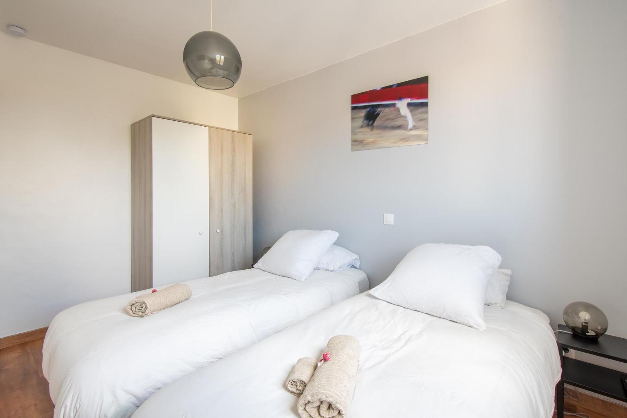 Guesthouse La Costiere - Logements Independants - Espace Piscine Jacuzzi Lunel  Exterior foto